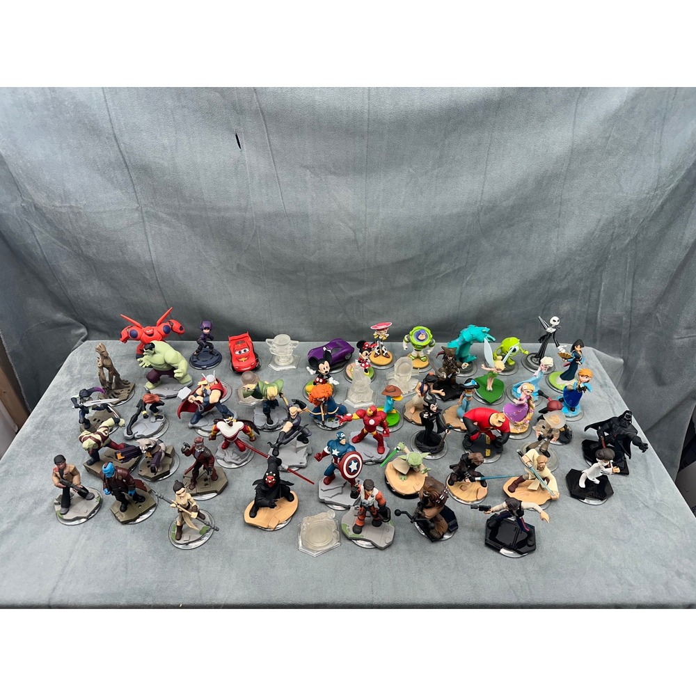 Disney Infinity 50+ Figure Crystal Power Lot Star Wars Marvel Pixar 1.0 2.0 3.0